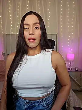 Snapshot of AriadnaTaylor chatting on 03-03-26, 08:15 AriadnaTaylor online show from 03-03-26, 08:15