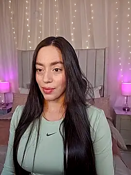 Snapshot of AriadnaTaylor chatting on 06-19-26, 04:33 AriadnaTaylor online show from 06-19-26, 04:33