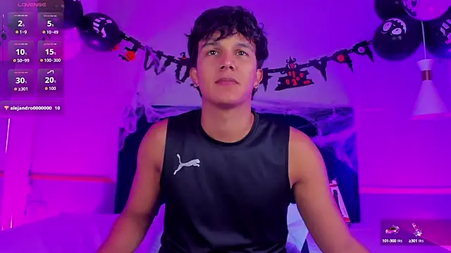 Leo Savage  online show from 10-16-25, 04:13