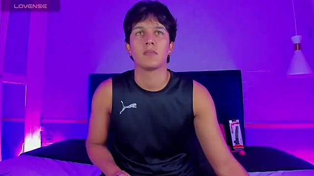 Leo Savage  online show from 11-02-25, 04:04