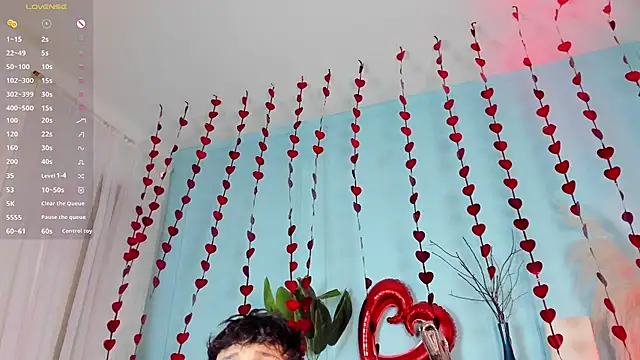 Leo Savage  online show from 02-14-26, 04:09