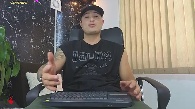 Alexander ferre online show from 03-20-26, 01:27