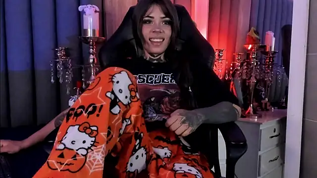 misstomie  online show from 04-01-26, 08:37