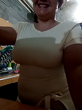 Snapshot of Dani_34velan chatting on 04-16-26, 03:07 Dani 34velan online show from 04-16-26, 03:07