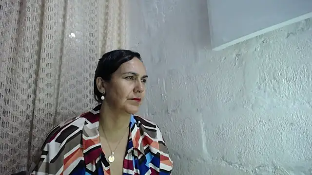 gabbyparker  online show from 11-14-25, 09:41