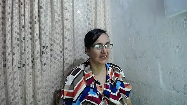 gabbyparker  online show from 11-16-25, 11:10