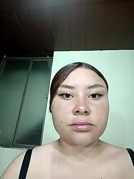 Snapshot of sweet_alana23 chatting on 12-17-25, 11:22 sweet alana23 online show from 12-17-25, 11:22