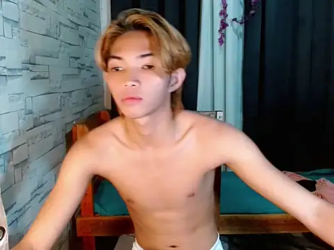 addicted to alex online show from 02-18-26, 05:53