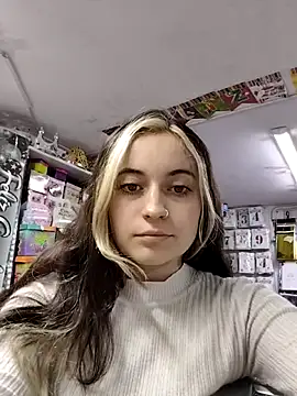 Snapshot of sheeiila chatting on 11-14-25, 10:51 sheeiila online show from 11-14-25, 10:51