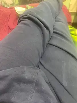 Snapshot of Binuthomas chatting on 01-07-26, 09:39 Binuthomas online show from 01-07-26, 09:39