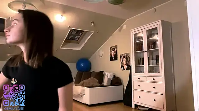 DarlineBrustera online show from 11-30-25, 02:10