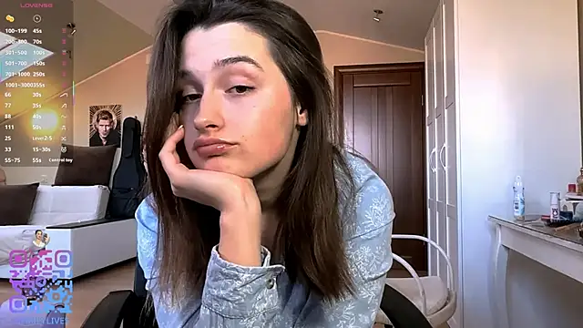 Snapshot of DarlineBrustera chatting on 04-26-26, 02:15 DarlineBrustera online show from 04-26-26, 02:15