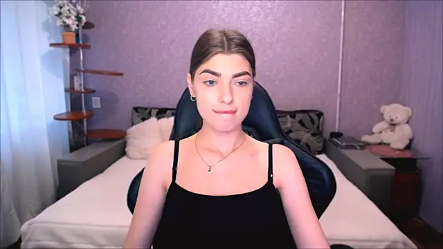 Dianaa Lee0 online show from 07-09-26, 02:32