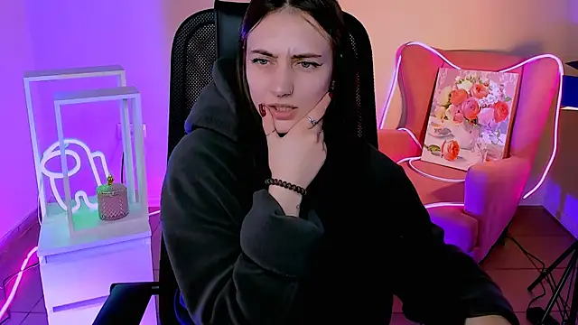 olivianorton online show from 09-30-25, 12:32