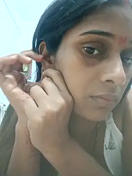 Snapshot of hotshreya69 chatting on 09-15-25, 05:07 hotshreya69 online show from 09-15-25, 05:07