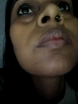 hotshreya69 online show from 11-04-25, 05:45