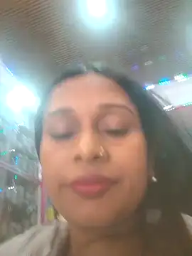 hotshreya69 online show from 11-17-25, 08:53