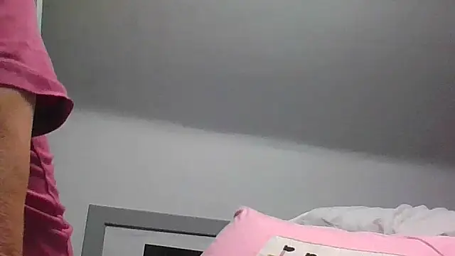 Snapshot of naughtygrandad1 chatting on 04-17-26, 10:13 naughtygrandad1 online show from 04-17-26, 10:13