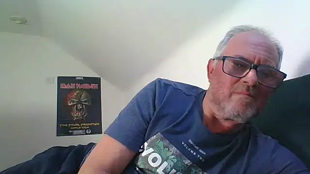 Snapshot of naughtygrandad1 chatting on 04-28-26, 06:02 naughtygrandad1 online show from 04-28-26, 06:02