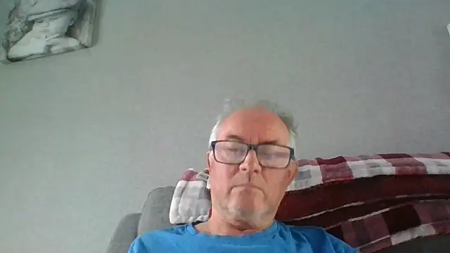 Snapshot of naughtygrandad1 chatting on 06-03-26, 06:05 naughtygrandad1 online show from 06-03-26, 06:05
