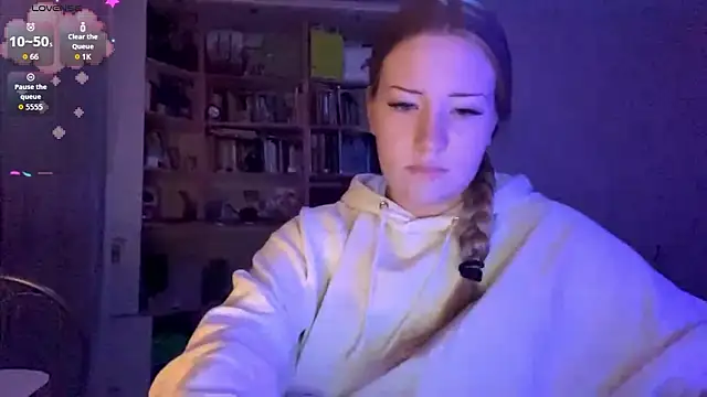 PandaFluff online show from 02-02-26, 04:38