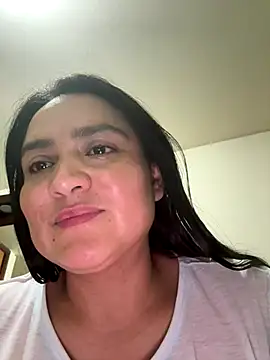Snapshot of Rouse69_ chatting on 09-12-25, 10:59 Rouse69 online show from 09-12-25, 10:59