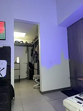 Snapshot of Andrew_Johnnson chatting on 02-04-26, 05:30 Andrew Johnnson online show from 02-04-26, 05:30