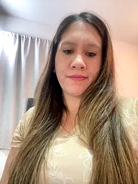 Snapshot of emma_hot2006 chatting on 10-22-25, 04:18 emma hot2006 online show from 10-22-25, 04:18