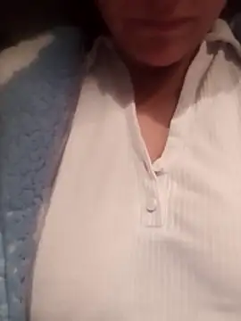 Cassandrina1 online show from 10-25-25, 04:20