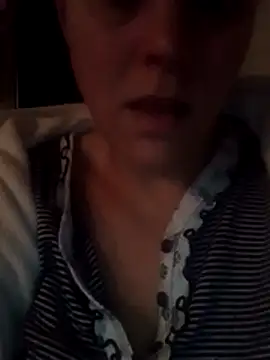 Cassandrina1 online show from 11-19-25, 04:45