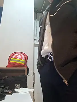 Snapshot of Anthony_Cock87 chatting on 03-08-26, 06:12 Anthony Cock87 online show from 03-08-26, 06:12