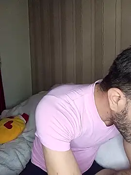 Snapshot of Alexdaniel89 chatting on 02-17-26, 01:40 Alexdaniel89 online show from 02-17-26, 01:40