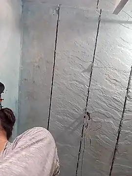 Snapshot of PoojaPleasure chatting on 11-05-25, 11:54 PoojaPleasure online show from 11-05-25, 11:54