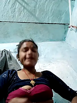 Snapshot of PoojaPleasure chatting on 11-15-25, 06:48 PoojaPleasure online show from 11-15-25, 06:48