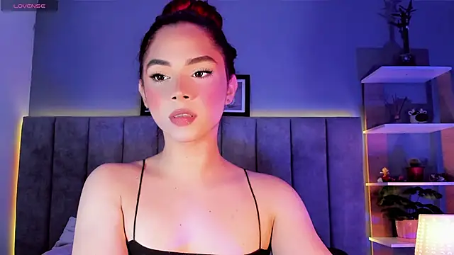 Arianna Ponce online show from 09-14-25, 07:51