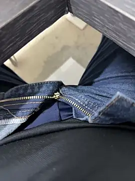 Snapshot of Xarkomm chatting on 02-24-26, 11:25 Xarkomm online show from 02-24-26, 11:25