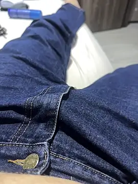 Snapshot of Xarkomm chatting on 02-25-26, 11:53 Xarkomm online show from 02-25-26, 11:53