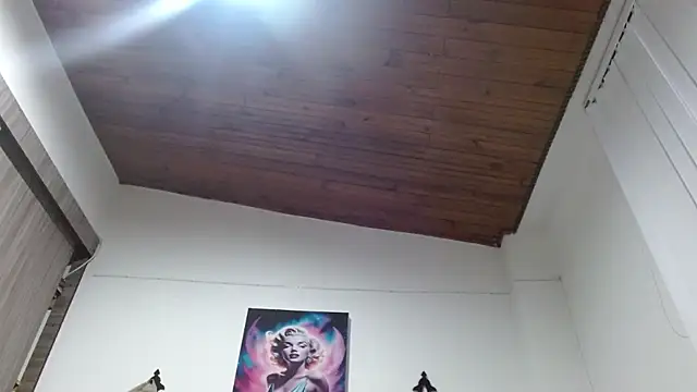 Snapshot of Crystal_Star_ chatting on 03-04-26, 11:16 Crystal Star online show from 03-04-26, 11:16