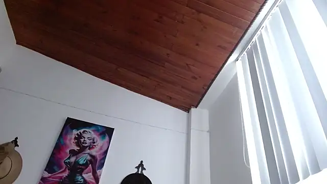 Snapshot of Crystal_Star_ chatting on 03-06-26, 12:01 Crystal Star online show from 03-06-26, 12:01