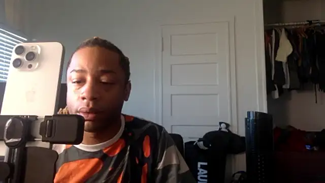 Diodre Benyoon online show from 01-12-26, 11:21