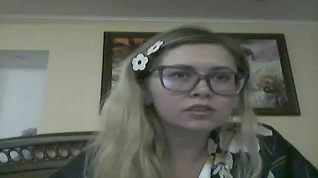 Crystal00Girl online show from 11-06-25, 01:17