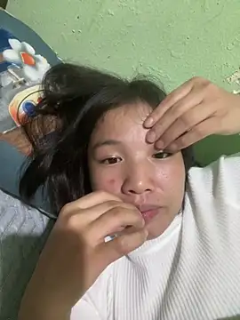 QueenLink online show from 10-28-25, 04:42