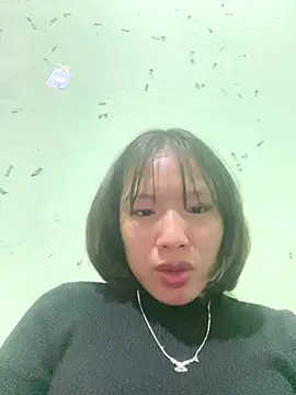 QueenLink online show from 11-28-25, 05:37