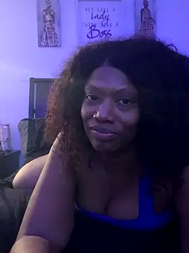 Snapshot of NylaNights chatting on 09-15-25, 09:48 NylaNights online show from 09-15-25, 09:48