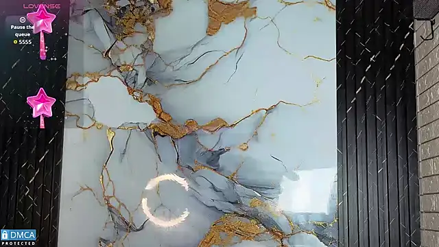 nena cupcake  online show from 10-28-25, 11:25