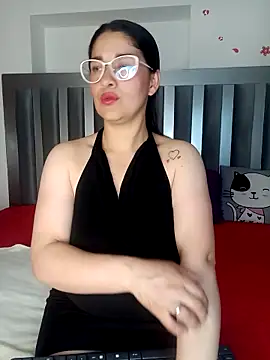 Alana steel 1 online show from 09-11-25, 07:36