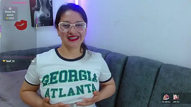 Snapshot of Alana_steel_1 chatting on 04-29-26, 05:30 Alana steel 1 online show from 04-29-26, 05:30