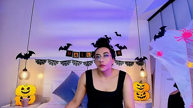 Snapshot of alehia_cute chatting on 11-01-25, 10:12 alehia cute online show from 11-01-25, 10:12