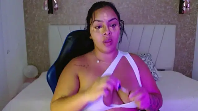 Snapshot of Amaranta_carey chatting on 10-10-25, 11:26 Amaranta carey online show from 10-10-25, 11:26