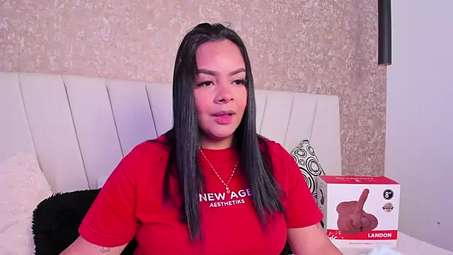 Snapshot of Amaranta_carey chatting on 02-15-26, 06:59 Amaranta carey online show from 02-15-26, 06:59